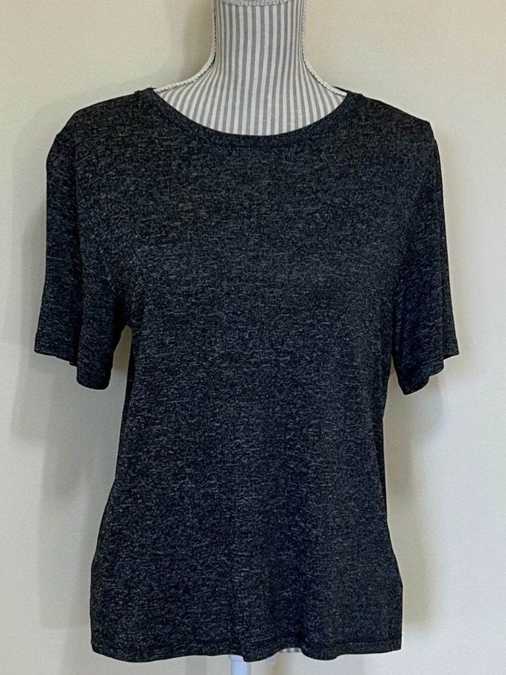 Babaton Aritzia Short Sleeve Top Heather Grey Size M